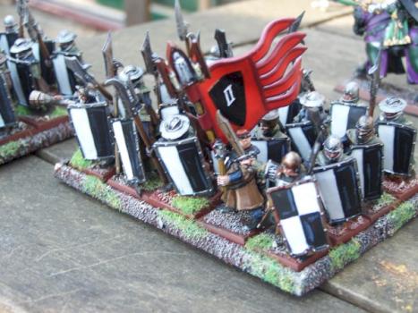 Bretonnian Men at Arms by Cadwallon