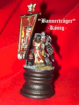 Black Templar standardbearer by Faenwulf