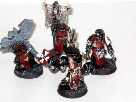 Black Templars Chaplain Grimalus and Retinue by capt. Loken