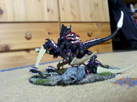 Tyranid-Hive Tyrant by Scibs