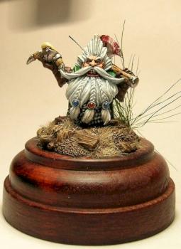 LE White Dwarf on display base by wereweevil