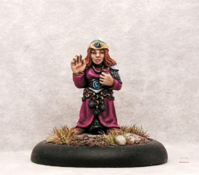 Julie Guthrie Grenadier Dwarf priestess/mage by Moonglum68