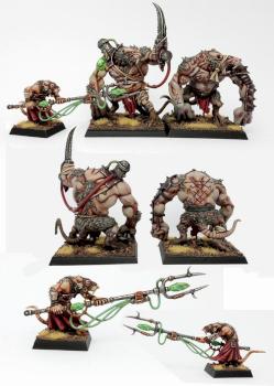 Skaven Rat Ogres with Packmaster by sparrowhawk2k