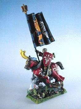 Bretonnian Standard Bearer - scratch made banner by gandalfalosch.net