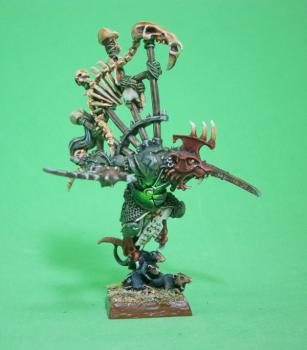 QUEEK HEADTAKER - Skaven Warlord by Taverna Painting Studio