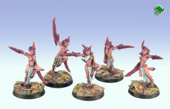 Daemonettes of Slaanesh by leprechaun studio