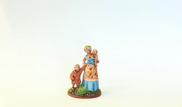 Reaper Miniatures Woman and Child by dlent