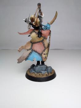 Warhammer 40k Drukhari Archon (rear view) by Dad Paints Minis