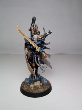 Warhammer 40k Drukhari Archon (front view) by Dad Paints Minis