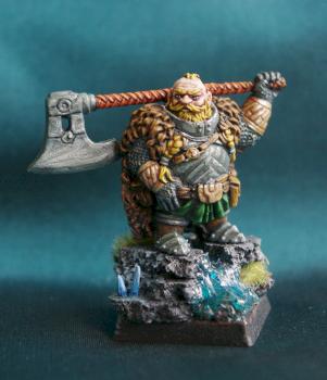 Dwarf Hero with Great Weapon by Majbach