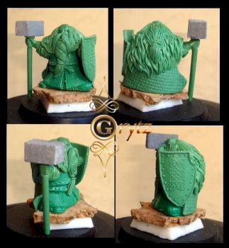 28mm dwarf lord 2 by GRYTZminis