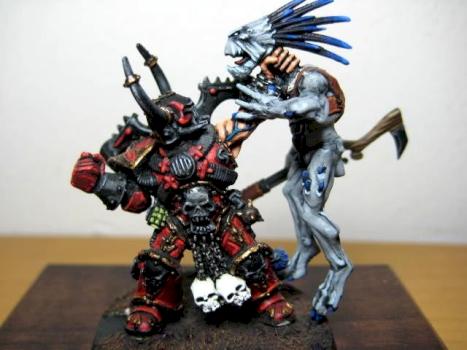 Balthasar Chokes the Chicken - Khorne versus Kroot Duel by Oaka