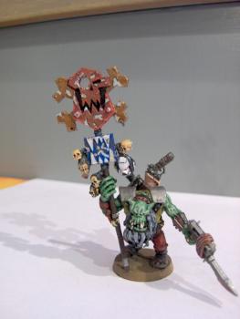 My ork warboss "Greiybeaard!"/nob with banner :) by Frobenius