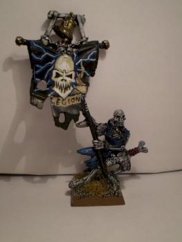 Skeleton standard bearer by Nagash FFC