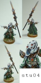 Female Eldar Farseer by stu witter