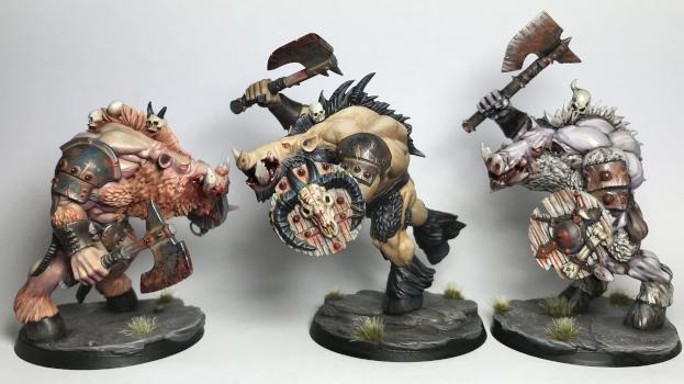 Kitbash / Converted Beasts of Chaos Bullgors, Swinotaurs, Minoboars by Hamish Longstride