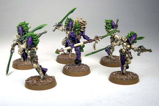 Eldar Banshees for Warhammer 40K by CreepyBasementStudio