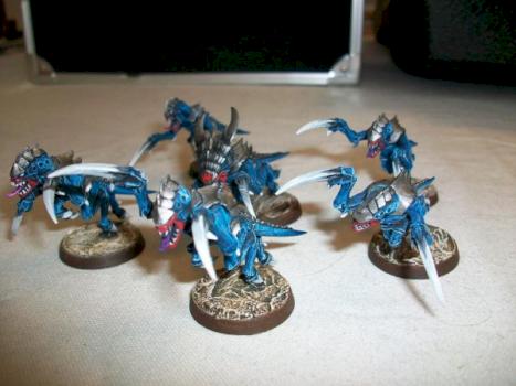 More Tyranid Hormagaunts by BibleFight