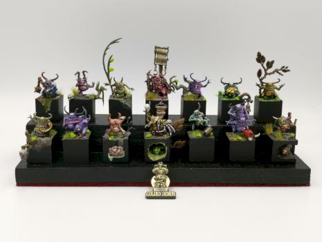 Nurglings parade by Parodius