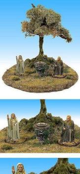 Lord of the Rings Galadriel and Celeborn Lothlorien Diorama by funkyyuzzam