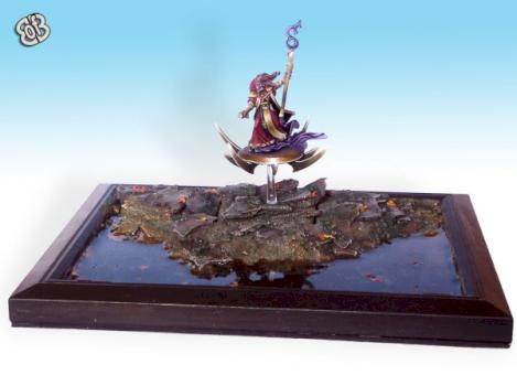 LIMITED EDITION SORCERER of CHAOS on FLYING DISC-Dispaly base. by basxx