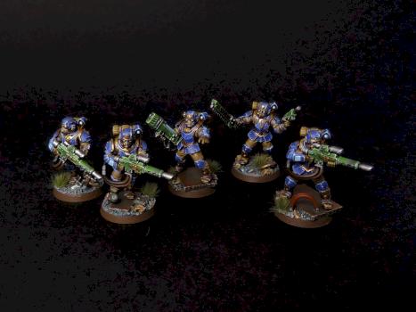 MILITARUM TEMPESTUS SCIONS SQUAD by siny lemur