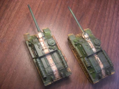 SU 100 Tank Destroyers by zorgg