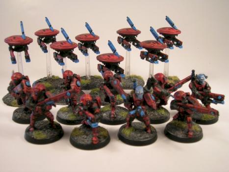 Tau fire warrior & gun drone squad by Vic Mackey