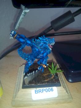 Saurian Mauler with Two weapons by Bridgeguard