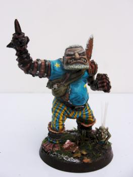 Blood Bowl Ogre by nipster