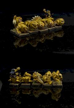 Yellow Cave Squigs by Lemartes