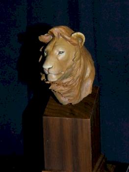 bust de lion by sylviefrancois