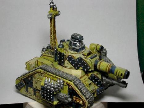 Ork Tank by Peredyne