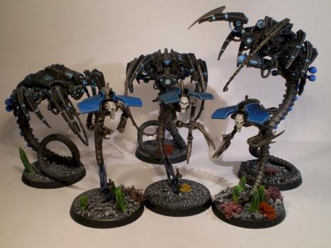 Old necron wraiths and new canoptek wraiths together by Nagash FFC