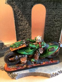 40K Salamander Chapter Master on Bike by gungagreg