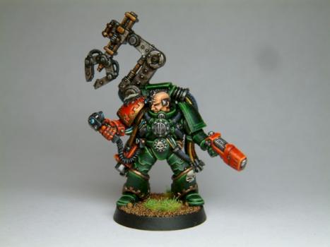 Dark Angel Techmarine by taipan