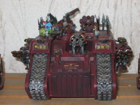 Land Raider de Khorne by Chenkov