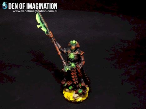 Necron Overlord on Command Barge by Brovatar