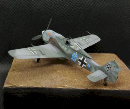 Fw-190A-8; 12 Staffel 5JG.Norwegia wiosna 1945r.Hasegawa 1/72 Scale by PiotrP