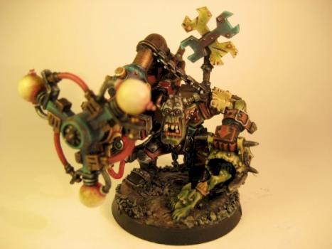 Ork Mek with Shokk Attack Gun by GAARK