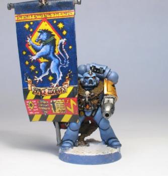 Space Wolf Standard Bearer by Blackmane