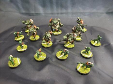 Blood Bowl Gators by Ministry of Paint