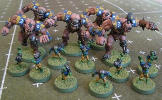 Blood Bowl Ogre Team by Tyra Nid