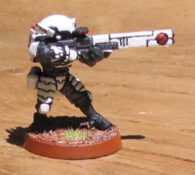 another Tau fire warrior by geekylad