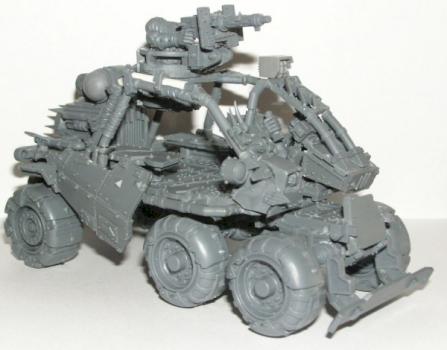 Ork Trukk based on Gears of War Junker by TiberiusZ