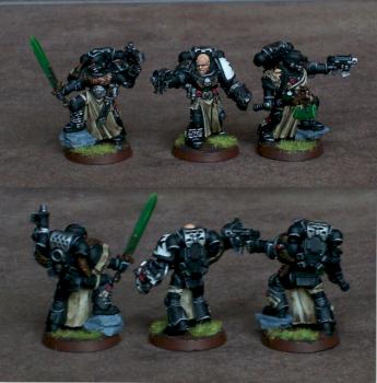 Black Templars: 3 Initiates with power weapons and power fist by Stempe