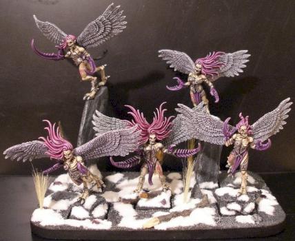 Dark Elf Harpies by pippin