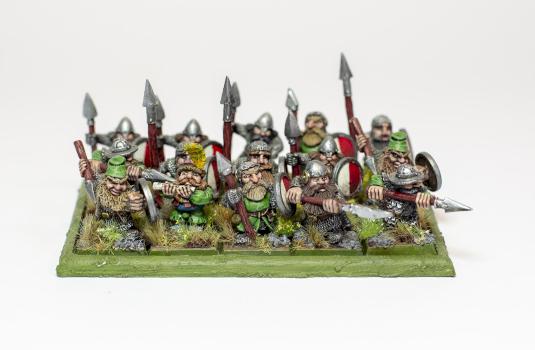 Dwarfs with Spears by tomy