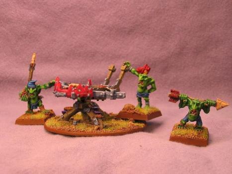 Red Bolt Thrower and crew by Spanky 100