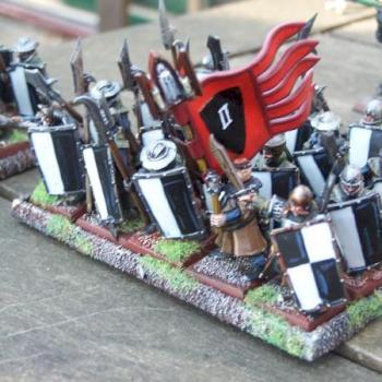 Bretonnian Men at Arms by Cadwallon